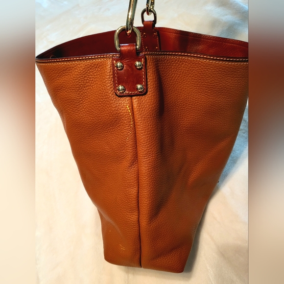 EUC ☆ D&B XL Courtney Shoulder Sac - Picture 10 of 16